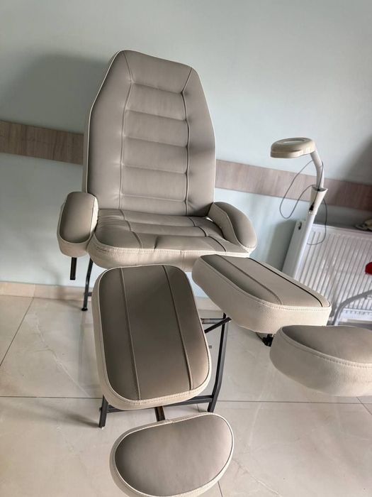 Massajni kreslo aybi yuq