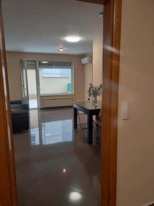 Дава се под наем Тристаен апартамент в София, Витоша - 102 кв.м за 750 € - Снимка #4