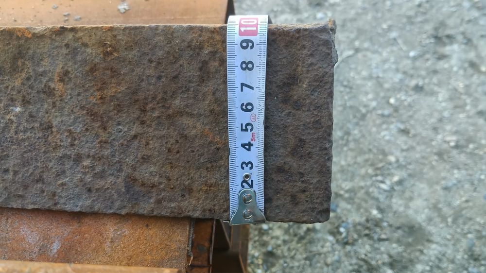 Уголок 100х100х10