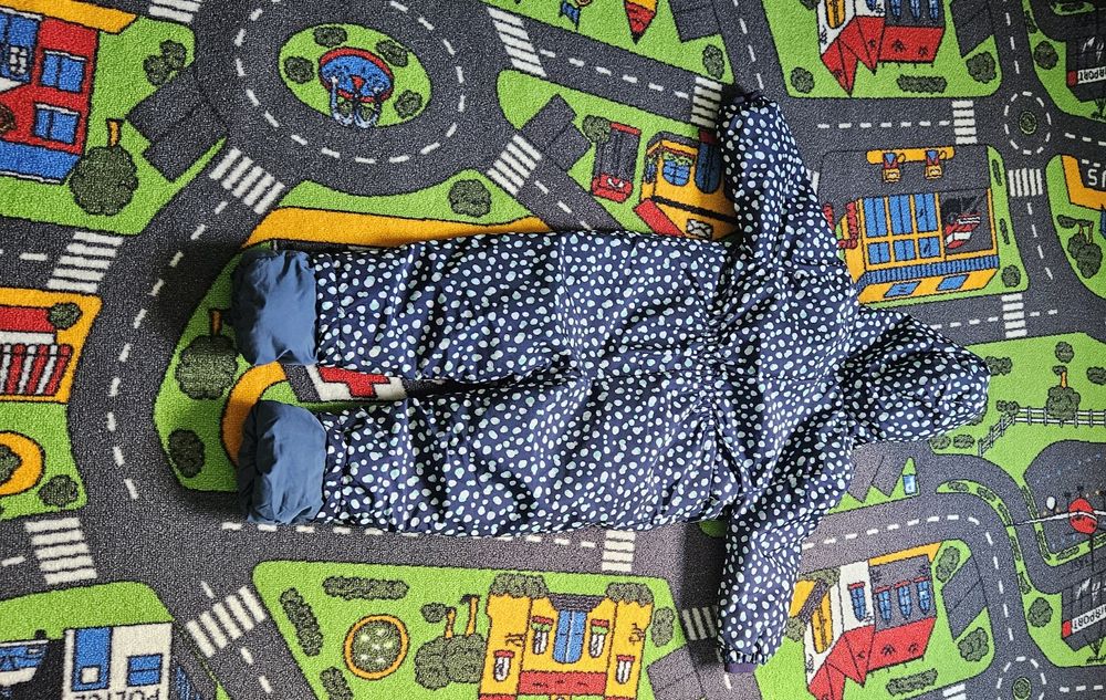 Combinezoane iarna mărimea 18-24 luni