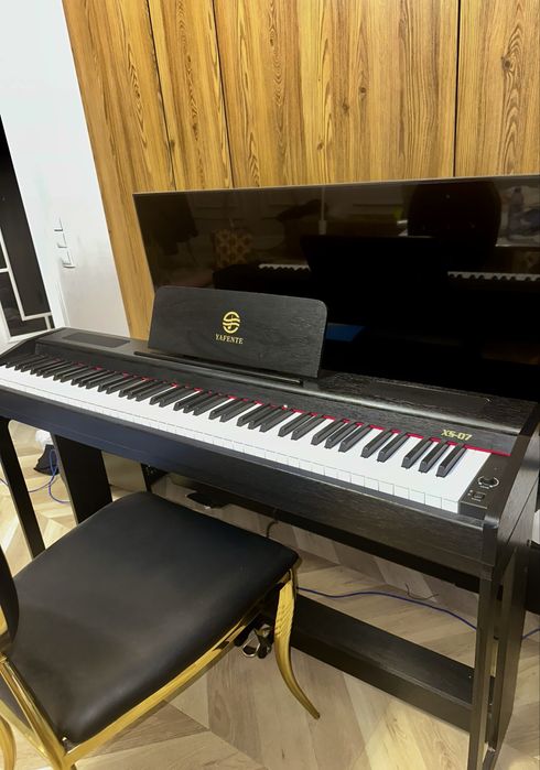 Продам электронное пианино Yafente