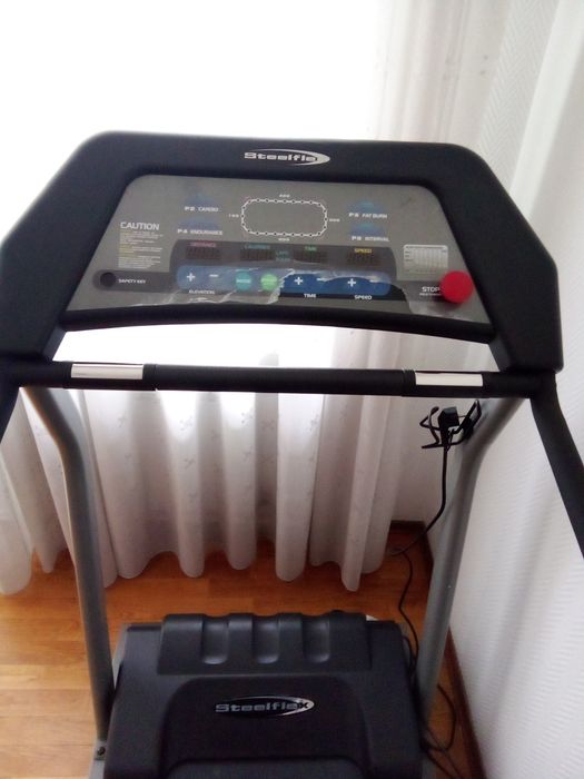 Беговая дорожка спортивная