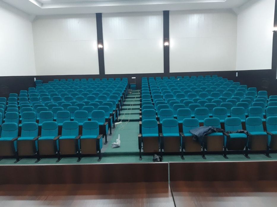 Комфортные кресла для кинотеатров