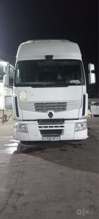 Тягач Renault  Premium  DXi460