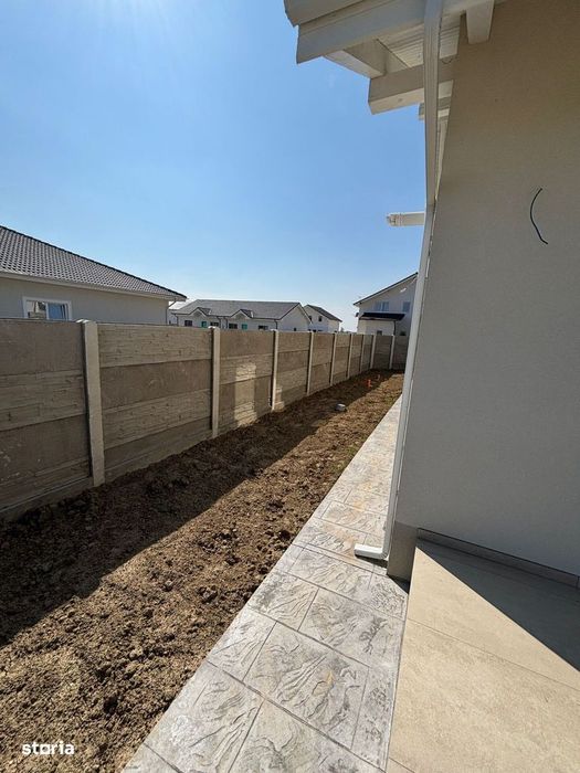Duplex pe parter de vanzare, in Bucovat