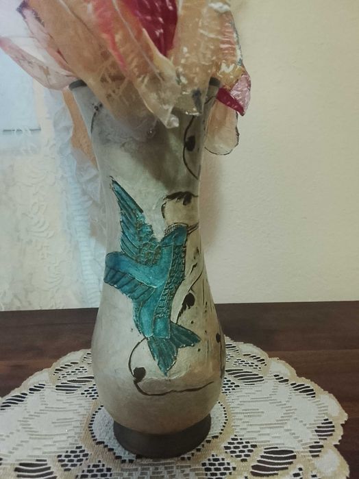 Ваза - рисуван месинг