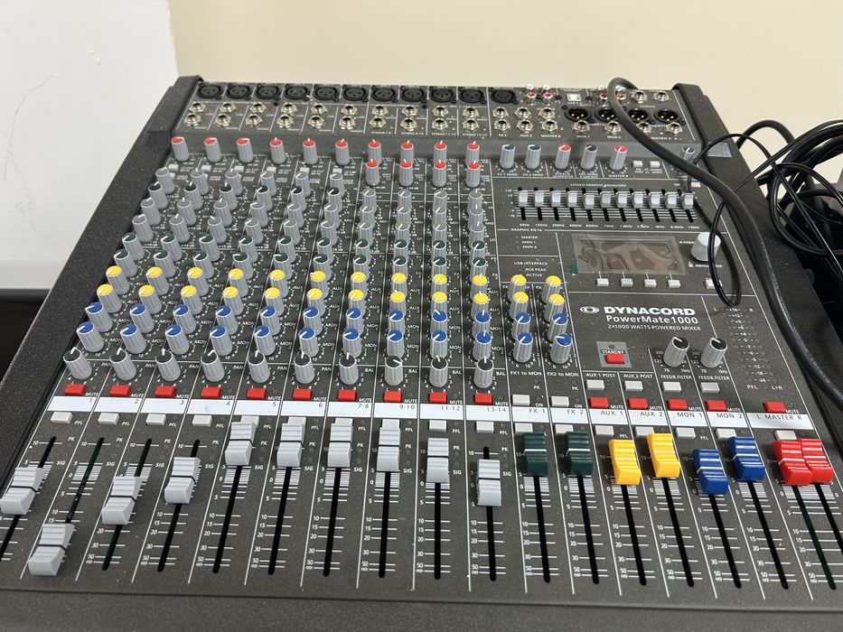 Продам микшерный пульт динакорд 1000
