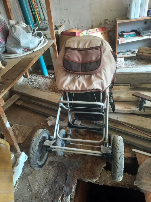 Коляска  в отличном состоянии. .