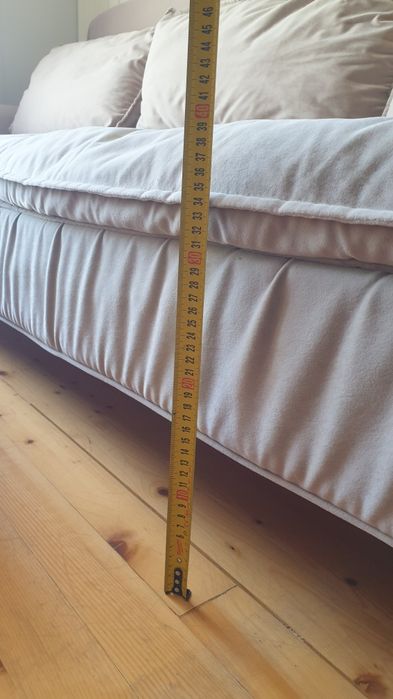 Голям, удобен диван с отоманка