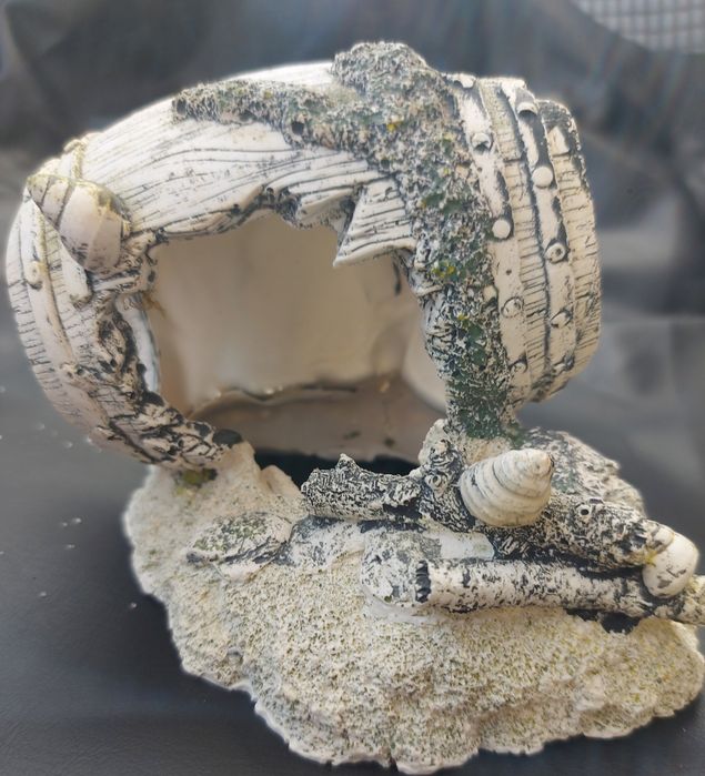 Diverse decorațiuni pentru  acvariu