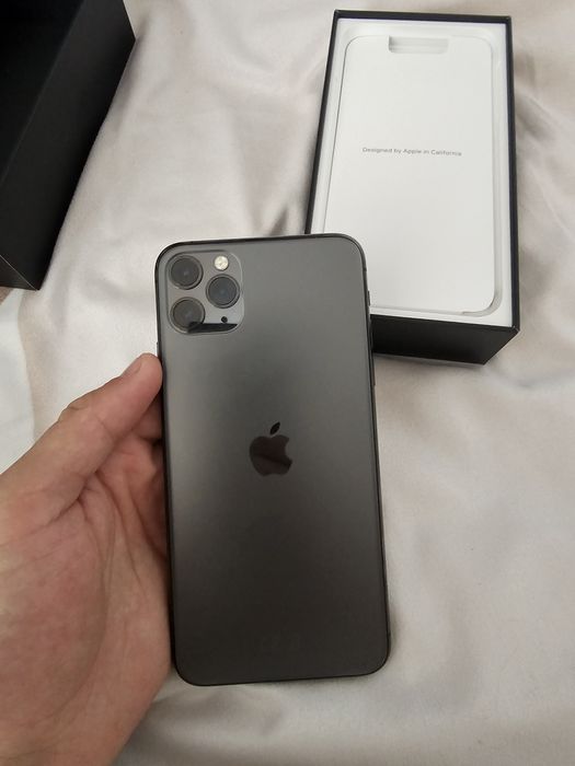 Vând iPhone 11 Pro Max