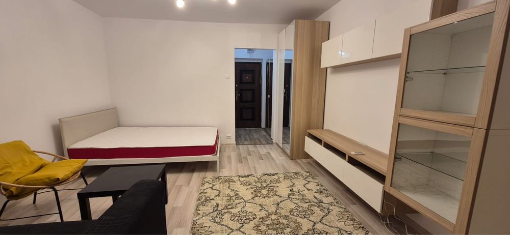 Garsonieră de închiriat.(Zona Titan)