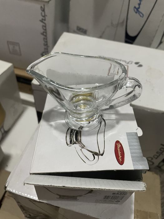 Посуда разная.