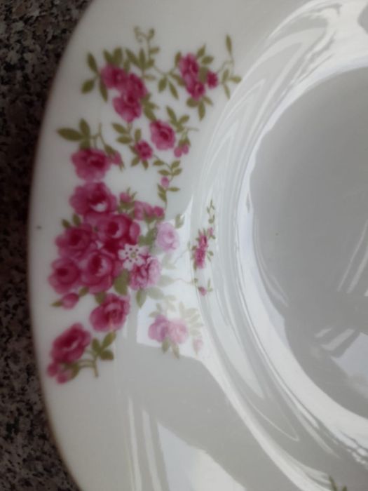 Тарелки суповые