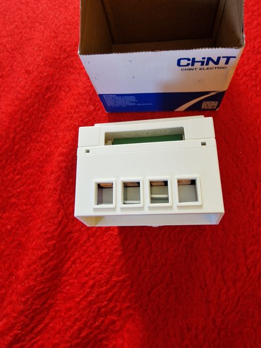 OFERTA! Vând aparat de măsurat kilowații CHINT ELECTRIC trifazic nou s