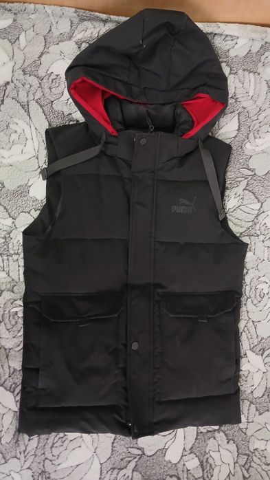 Безрукавка,puma.