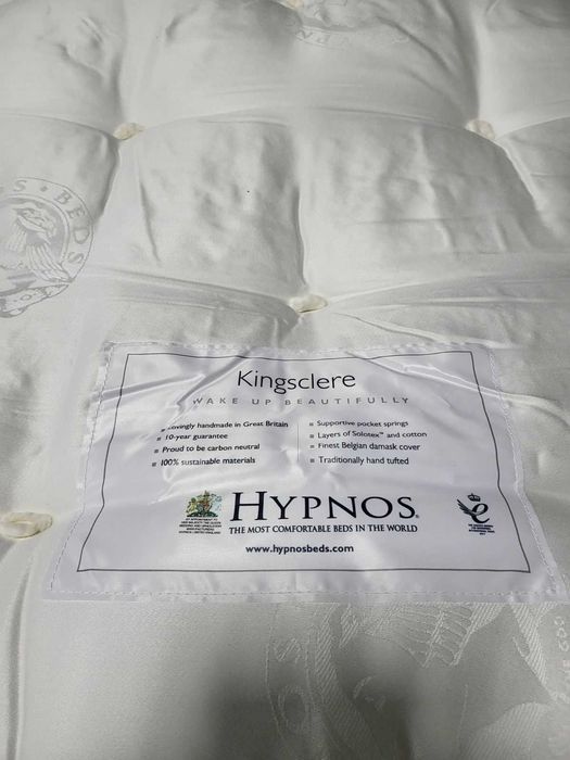 Сив диван от плат с функция сън