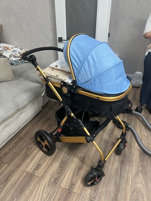 Продам коляску новый