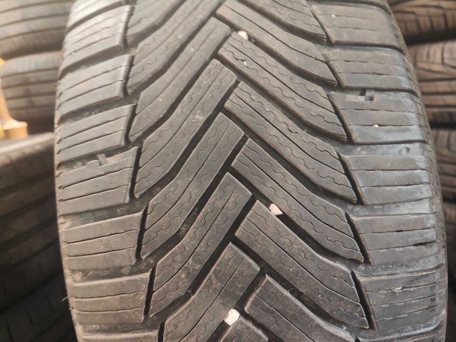 2бр.зимни гуми 225/50/17 Michelin