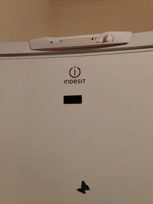 Продам срочно холодильник