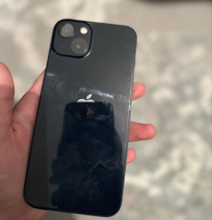 Продаю Айфон 13 синий цвет