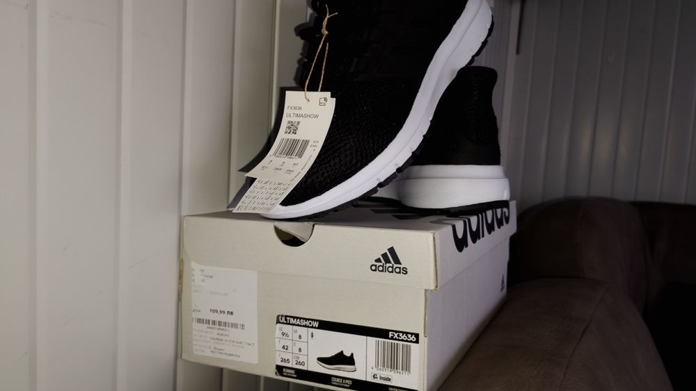 Маратонки Адидас Само пробвани с кутия 42 номер