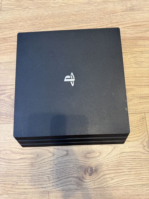 PS4 Pro+ 4 Jocuri