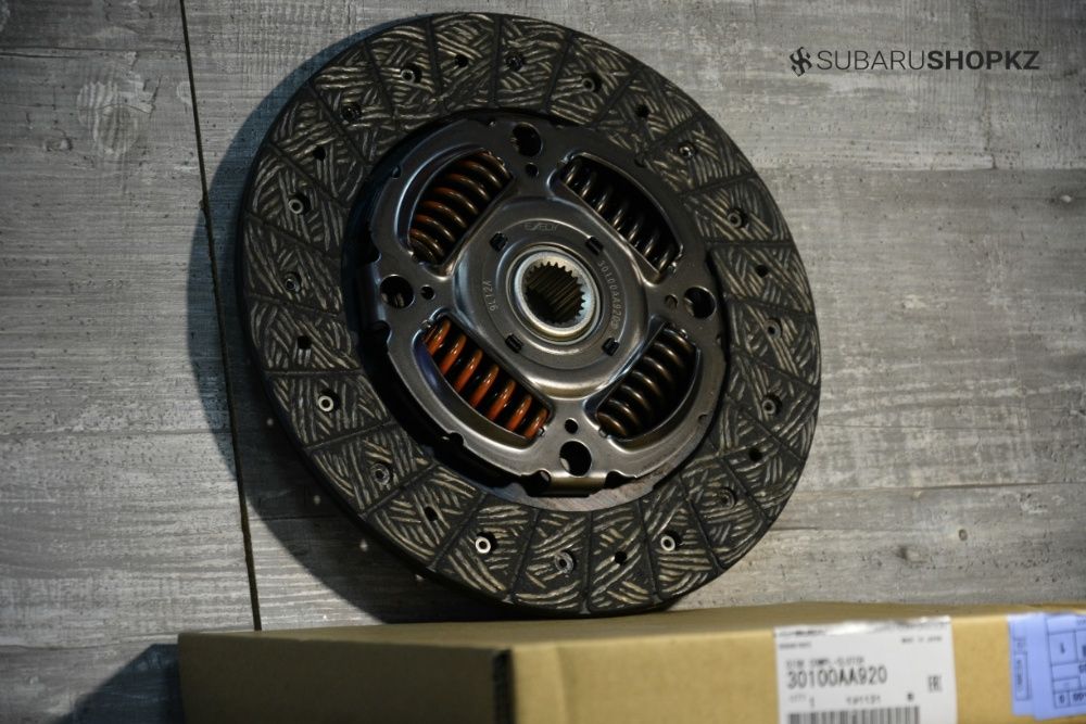 Суппорта , тормозные диски , колодки. Субару Subaru