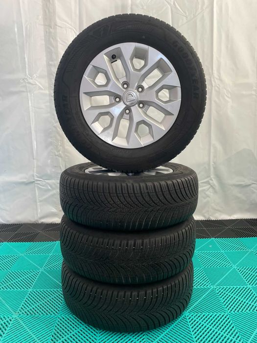Set jante cu anvelope allseason 215 65 R16 Dacia Duster 2010-2023