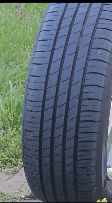 Оригинални джанти Audi 17 цола 7,5 J 51ET + летни Goodyear Efficent 215 55 DOT 2022 6-7mm грайфер