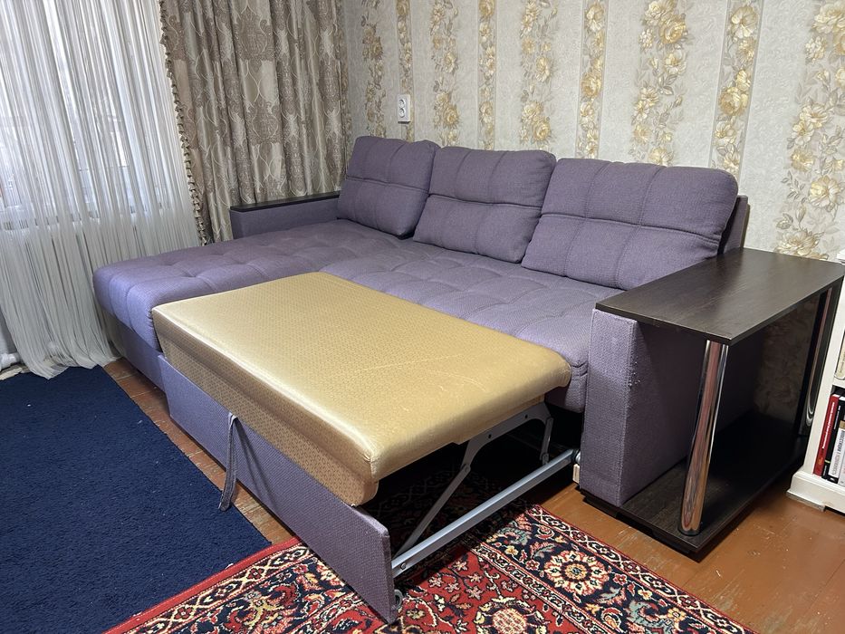 Продам диван раздвижной