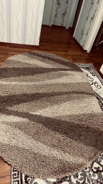 Продам ковёр б/У