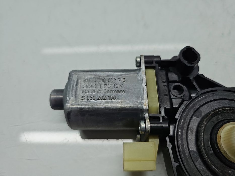 Motoras geam stanga fata AUDI A3 (8V1) [Fabr 2012-prezent] Hatchback S