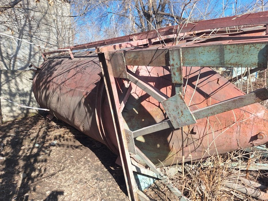 Продам Ёмкость 10тонны