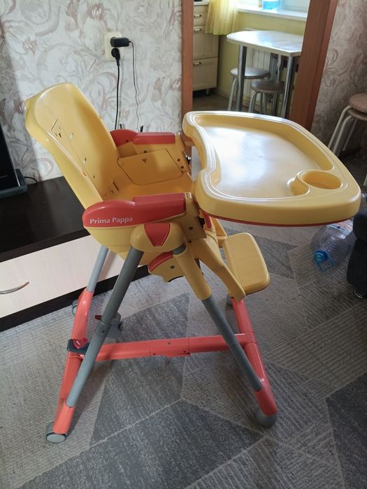 Стульчик детский для кормления