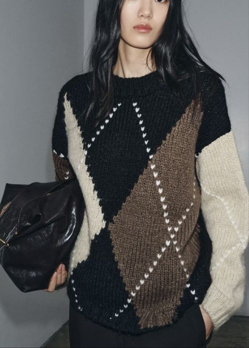 Румбоиден пуловер на Zara