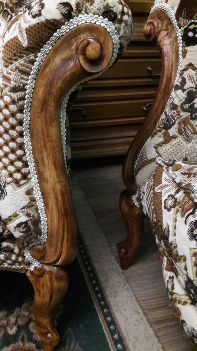 Комплект мягкой мебели