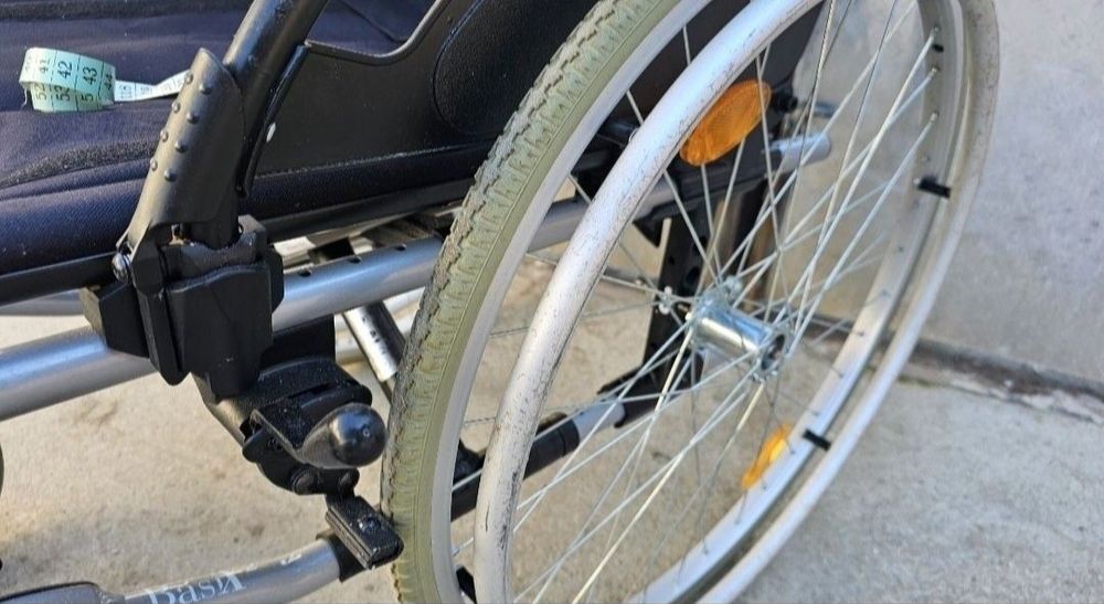 Fotoliu rulant/scaun cu rotile pt adolescenti, sezut 38 cm