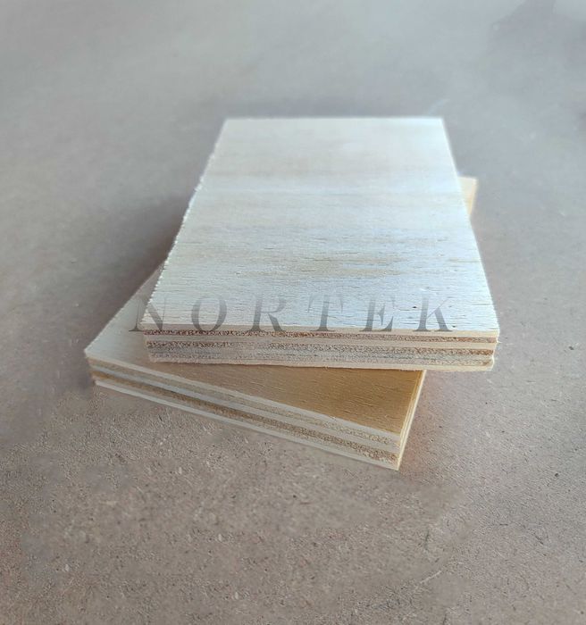 Шперплат обикновен тополов с размери 1250 х 2500 х 10мм