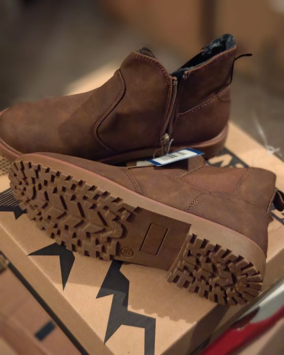 Vânzare bocanci/ghete iarna pt  copii 30/35