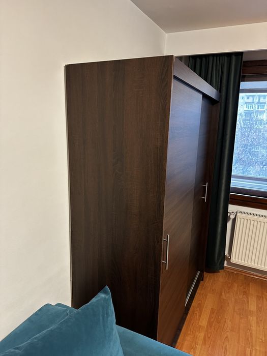Dulap - Dressing, culoare maro, usi glisante, zona Tineretului