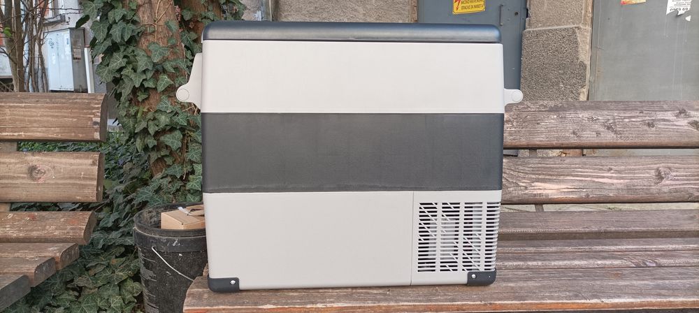 Хладилник фризер 55 литра  безлихвен лизинг за 3 или 6м.