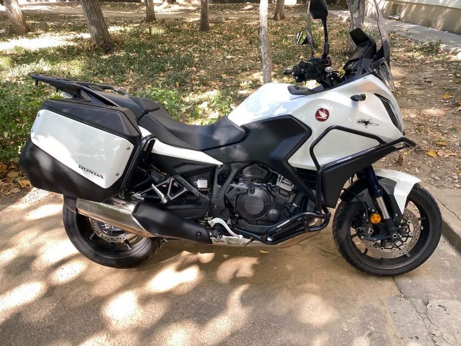 Motocicleta Honda NT1100A   2023  102cp   NAVI  Led  HSTC  ABS  Unic Proprietar   11900-euro
