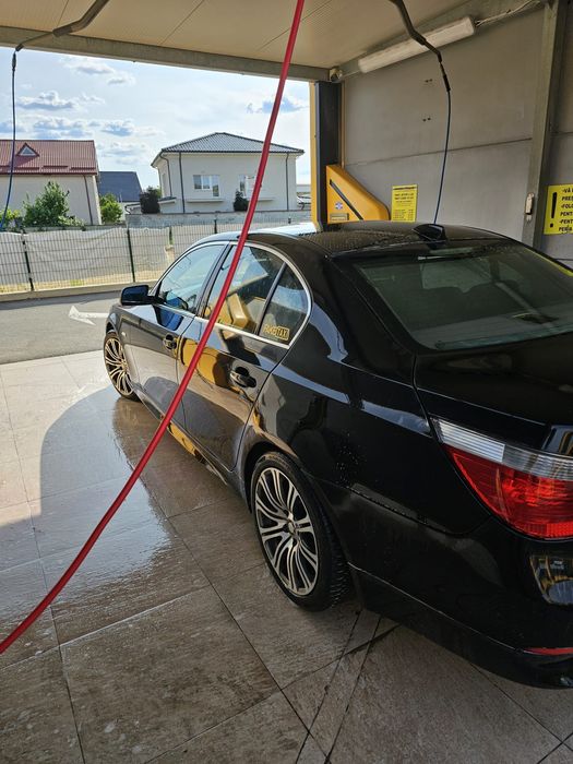 Vând  bmw e60 525d 177cp  2005