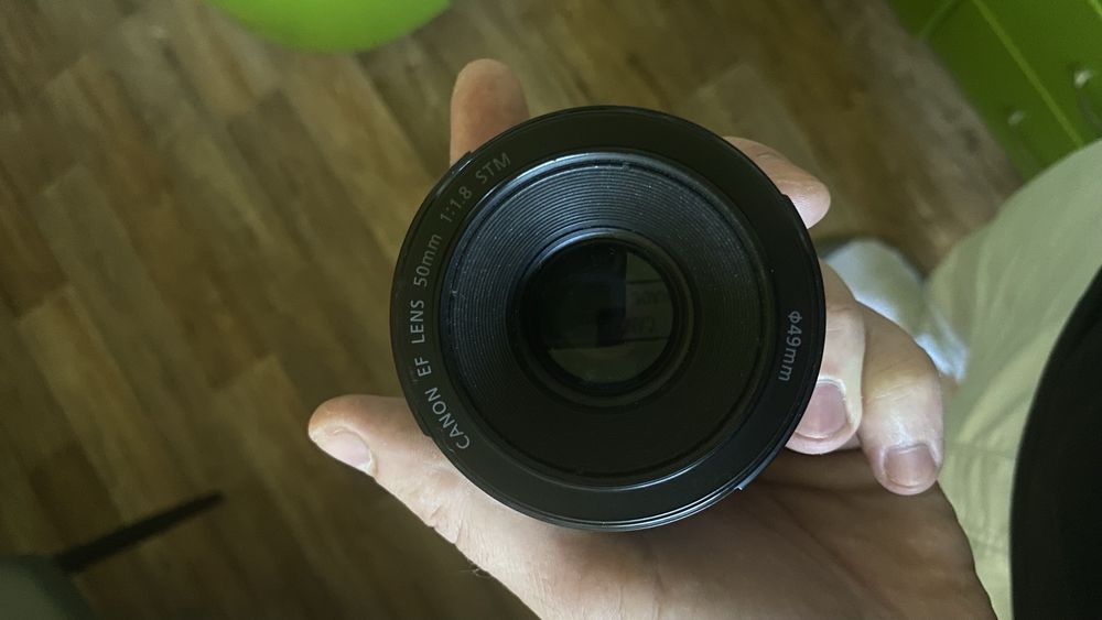 Объектив Canon ef 50mm