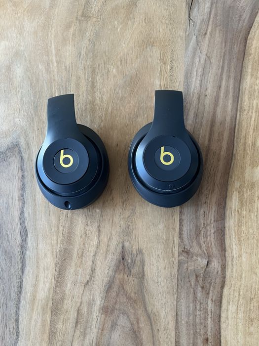 Casti Beats studio 3 wireless bureti cu carcasa + cutie