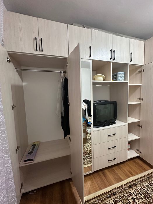 Шкаф в отличном состоянии