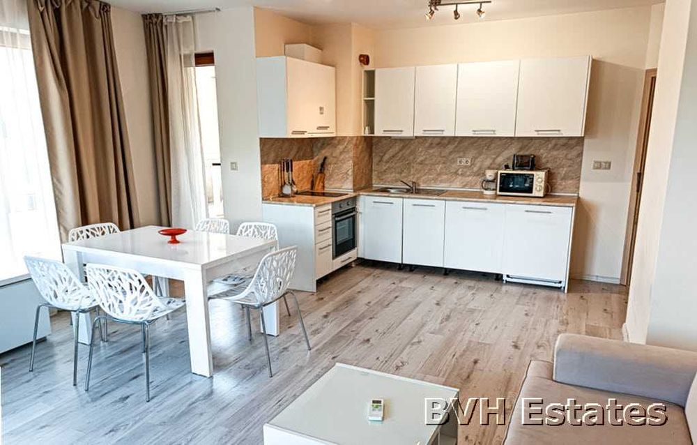 Тристаен апартамент с морска гледка във Varna Southbay Residence