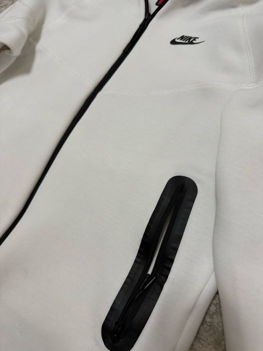 Nike Tech Fleece