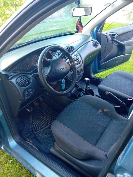 FORD Focus 2002 — imagine 3